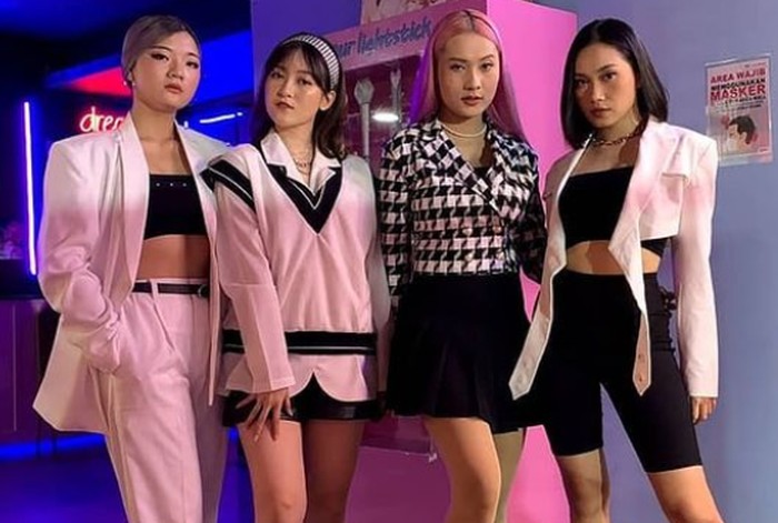 GLASS (debut 22 Januari 2021) / foto: instagram.com/dgbox_official