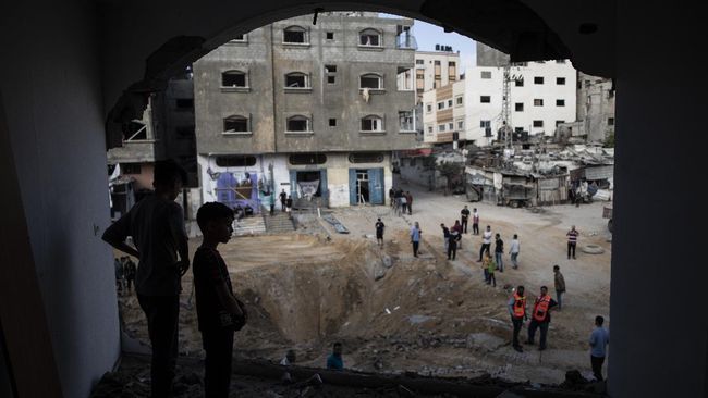 Pria Palestina Tewas Ditikam Pemukim Israel di Tepi Barat Seorang warga Palestina ditikam hingga tewas oleh pemukim Israel di Tepi Barat, Selasa (21/6).