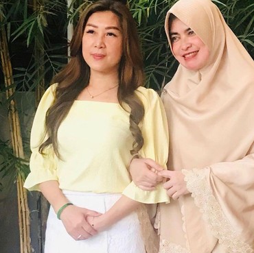 Ibunda Alvin Faiz & Larissa Chou Tetap Kompak meski Anak Segera Cerai