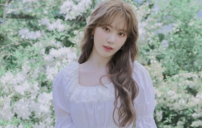 Aktivitasnya di IZ*ONE membuat Sakura harus menetap di Korea, dan vakum dari kegiatannya sebagai anggota HKT48 / foto: instagram.com/39saku_chan