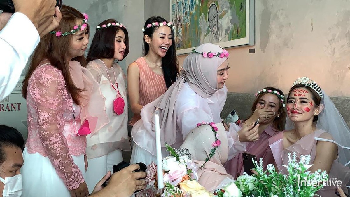 Bridal Shower Citra Monica