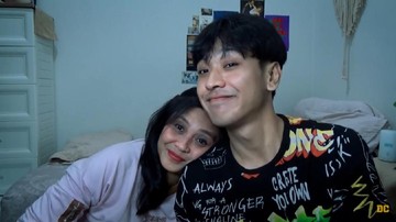 MOMEN HARU DELFANO UCAPKAN SYAHADAT