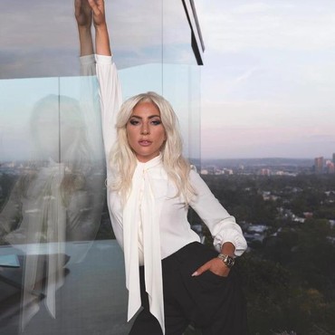 Sempat Derita Auto Imun, Lady Gaga Aktif Peringati Hari Lupus Sedunia