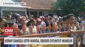 VIDEO: Kerap Ganggu Istri Warga, Sekdes Dituntut Mundur