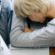 Sering Disepelekan, Ini 5 Efek Samping Kurang Tidur yang Berakibat Fatal