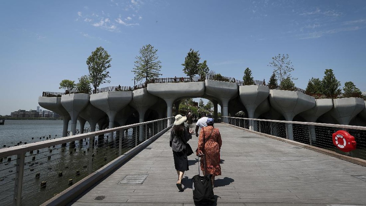 FOTO: Taman Little Island, Tempat Santai Baru Warga New York