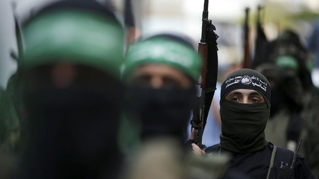 Israel mengumumkan pemimpin Hamas Yahya Sinwar tewas dalam operasi pasukan militer IDF di Gaza selatan, Kamis (17/10) waktu setempat.
