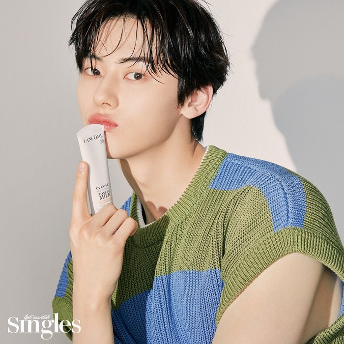 Minhyun memiliki tipe kulit yang bersih dan mulus, yang menjadi idaman semua orang / foto: m.thesingle.co.kr