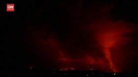 VIDEO: Letusan Gunung Berapi di Kongo Ubah Langit jadi Merah