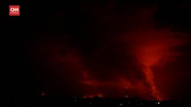 VIDEO: Letusan Gunung Berapi di Kongo Ubah Langit jadi Merah