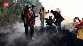 VIDEO: Warga Kongo Jadikan Lava Gunung Nyiragongo Objek Foto