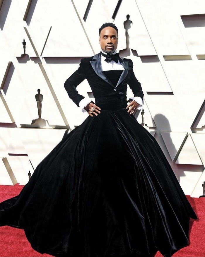 Berawal dari penyanyi teater Broadway, Billy Porter mengembangkan karirnya ke dunia perfilman. Ia pun datang dengan gaya dramatis pada Academy Awards 2019. Foto: instagram.com/theebillyporter/