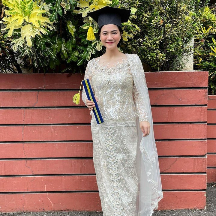 <p>Belum lama ini, Felicya Angelista membagikan momen bahagianya, Bunda. Istri Hito Caesar itu baru wisuda. (Foto: Instagram)</p>