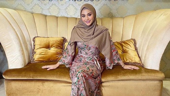 Berzodiak Cancer, Kenali Kepribadian Aurel Hermansyah yang Kuat & Punya Segudang Kekayaan Berzodiak Cancer, Kenali Kepribadian Aurel Hermansyah yang Kuat & Punya Segudang Kekayaan