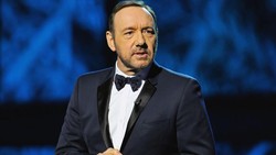 Aktor Kevin Spacey Bantah Jadi Gelandangan