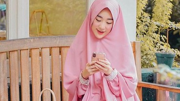 img-title Larissa Chou Ingatkan Jangan Jadi Palsu di Depan Orang, Sindir Siapa?