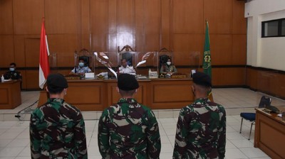 2 Prajurit TNI AD Dipecat Terkait Serangan ke Polsek Ciracas