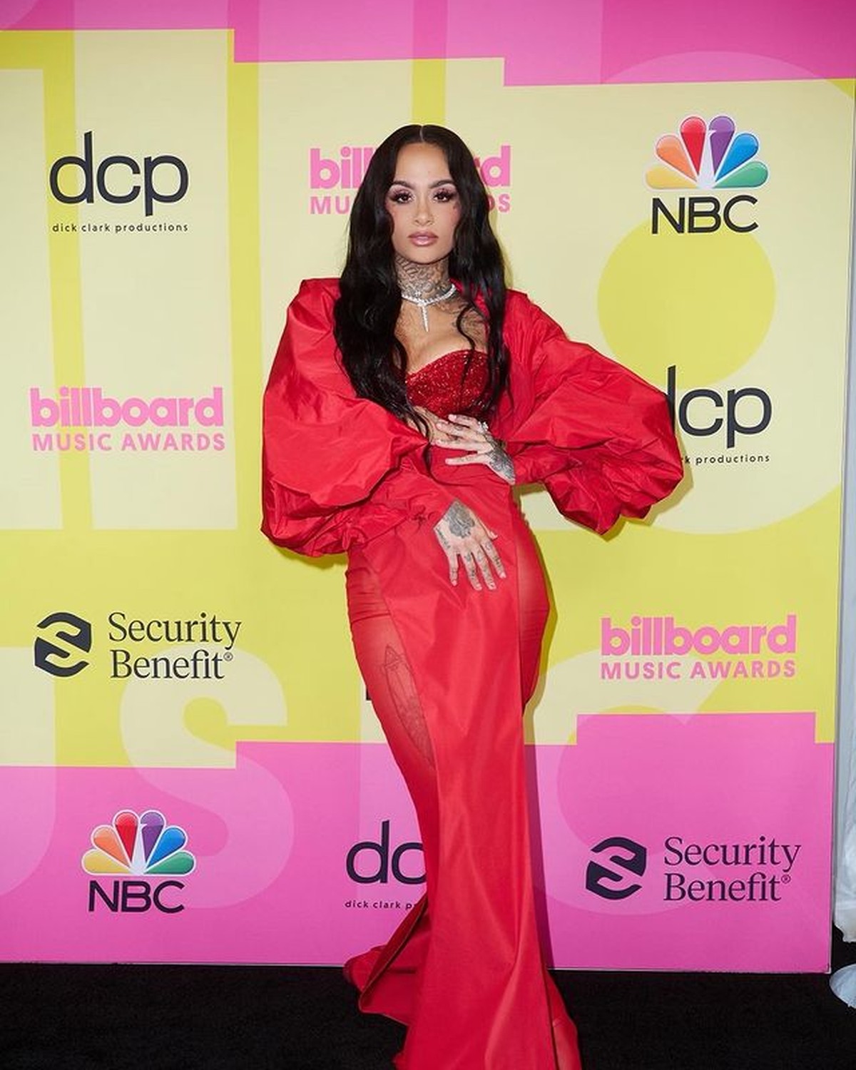 Acara Billboard Music Awards 2021 diadakan pada Minggu &lpar;23&sol;5&rpar; di Microsoft Theater&comma; Los Angeles&period; Yuk kita lihat style para artis&excl;