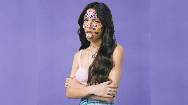 Olivia Rodrigo menjadi artis termuda kedua yang masuk empat nominasi utama Grammy Awards 2022.