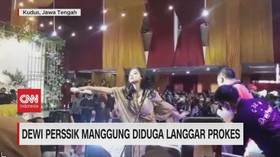 VIDEO: Dewi Perssik Manggung Diduga Langgar Prokes