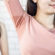 5 Cara Ampuh Atasi Ketiak yang Basah, Dijamin Makin Percaya Diri!