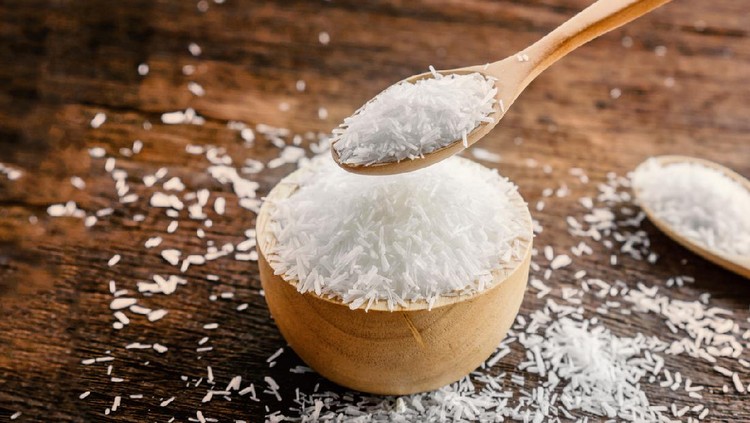 mono sodium glutamate (MSG) or seasoning ,gourmet powder on wooden table