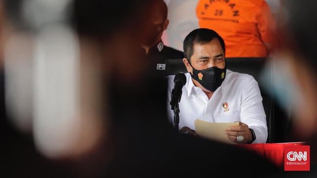 Panggilan pemeriksaan kedua bagi Edy Mulyadi terkait kasus dugaan ujaran kebencian disertai Surat Perintah Membawa.