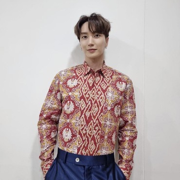 Baru 2 Minggu, Leeteuk Super Junior Jual Mobil Mewah Baru Usai Ditabrak