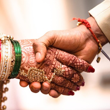 Miris, 2 Bulan Nikah Suami Baru Tahu Ternyata Istri Seorang Transgender