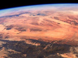 Menakjubkan! Foto Bumi yang Mirip Planet Mars