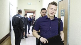 Roman Protasevich, Jurnalis yang Ditahan usai Pesawat Dibajak