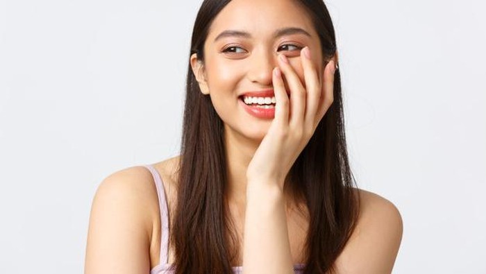 Mau Tampil Flawless? Cobain 5 Serum Lokal yang Viral & Terfavorit Ini!