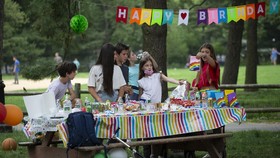 Membangkitkan New York dari Tidurnya dengan Pesta Outdoor