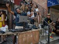 FOTO: Ceria Warga New York Pesta di Luar Ruangan