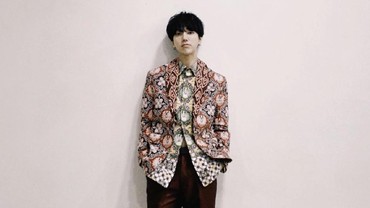 img-title Ikut Rayakan Kemerdekaan Indonesia, Yesung Super Junior Jadi Sorotan