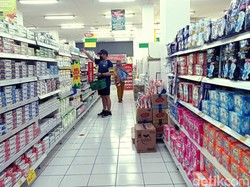 Transaksi Ritel Melonjak Sambut PPKM Darurat, Ada Panic Buying?