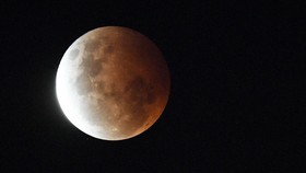 Gerhana Bulan Total Telah Berakhir Malam Ini