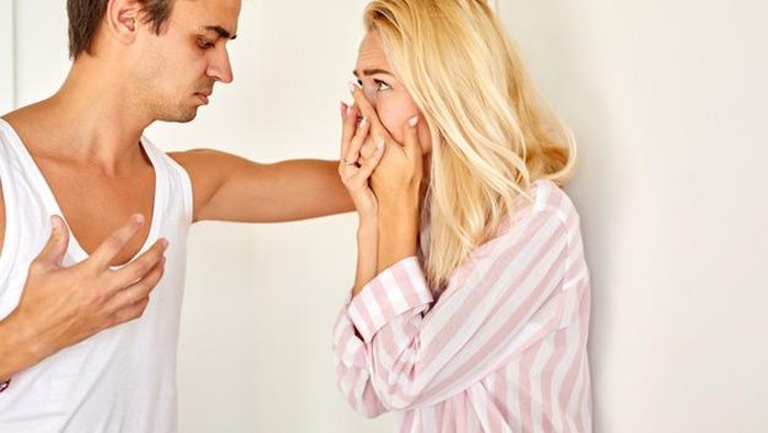 Waspada! Ini Tanda-tanda Pasanganmu Seorang Gaslighter
