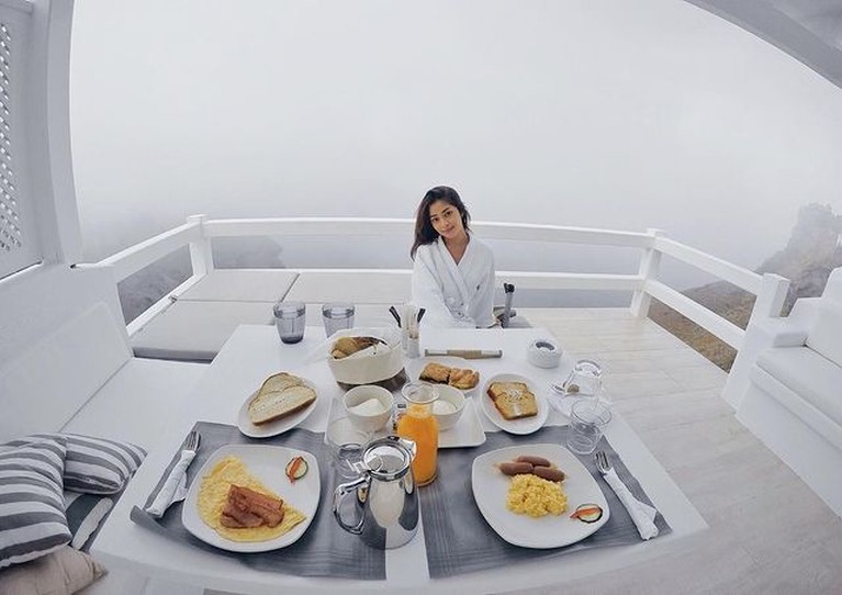 Liburan Mewah Ala Nikita Willy, Bikin Iri! Nikita Willy kerap membagikan momen liburannya di Instagram. Yuk kita intip kemewahan liburan Nikita!