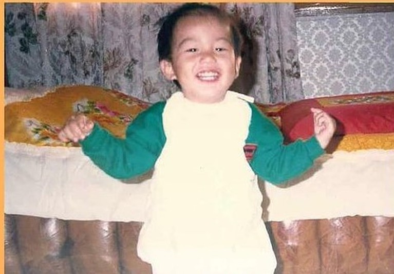 Potret Masa Kecil Lee Min Ho Aktor Lee Min Ho memang sudah tampan sejak dulu. Yuk kita intip pesona Lee Min Ho yang gak ada abisnya!