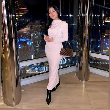 Baju Puluhan Juta Xabiru Ludes Dimakan Rayap, Rachel Vennya Syok