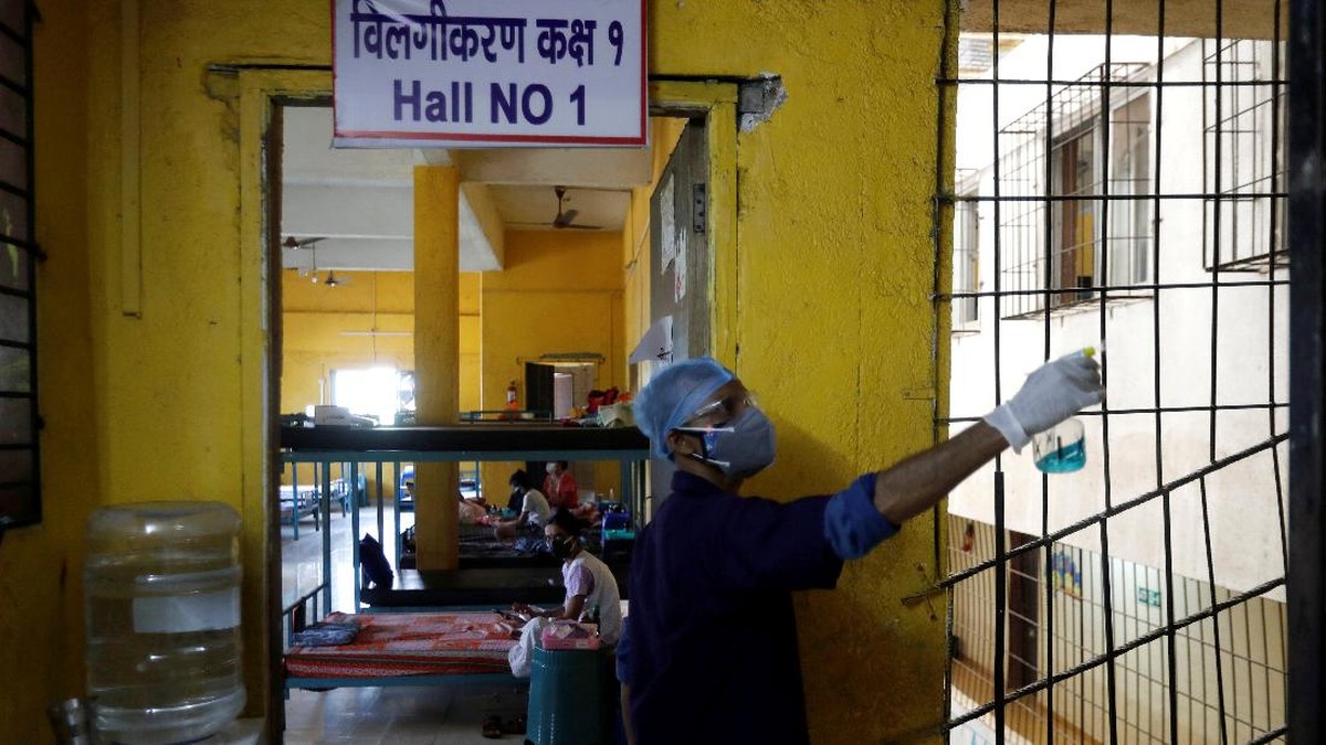 FOTO: Gedung Sekolah di India Disulap untuk Pasien Covid