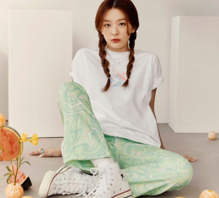 Seulgi sendiri juga punya harapan yang besar. Ia ingin mengembalikan semangat kepada banyak orang dalam meraih harapan mereka. Menurutnya usia bukanlah halangan untuk melakukan hal yang disukai / foto: twitter.com/RVsmtown