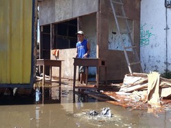 Banjir Rob Rendam Pesisir Pasuruan, Air Masuk Perkampungan dan Pelabuhan