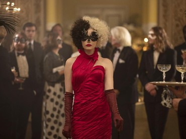 Dibintangi Emma Stone, 'Cruella' Raih Best Costume Design Oscar 2022