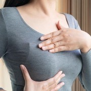 Simpel Banget! 5 Cara Alami Membuat Payudara Kencang