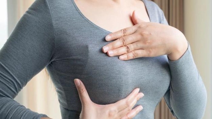 Simpel Banget! 5 Cara Alami Membuat Payudara Kencang