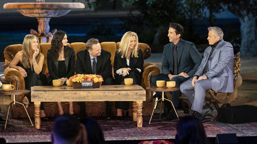 This image provided by HBO Max shows Jennifer Aniston, from left, Courteney Cox, Matthew Perry, Lisa Kudrow, David Schwimmer and Matt LeBlanc in a scene from the "Friends" reunion special. (Terence Patrick/HBO Max via AP)