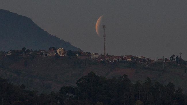 Fenomena Gerhana Bulan Sebagian Diprediksi Akan Terjadi Jumat Mendatang Rakyat Priangan