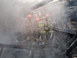 Kios Serabi di Bandung Terbakar, Empat Orang Sempat Terjebak